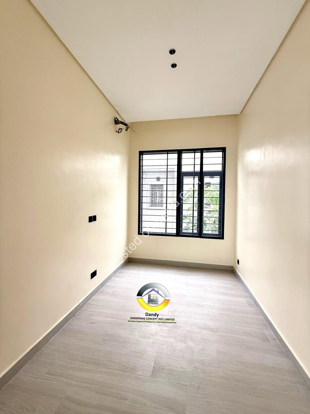 Lekki’s Ultimate 5-Bedroom Smart Home Oasis