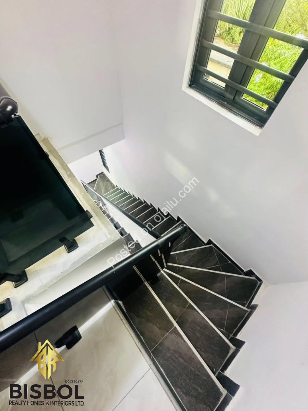 4-Bedroom Detached Duplex with BQ in Prime Ajah