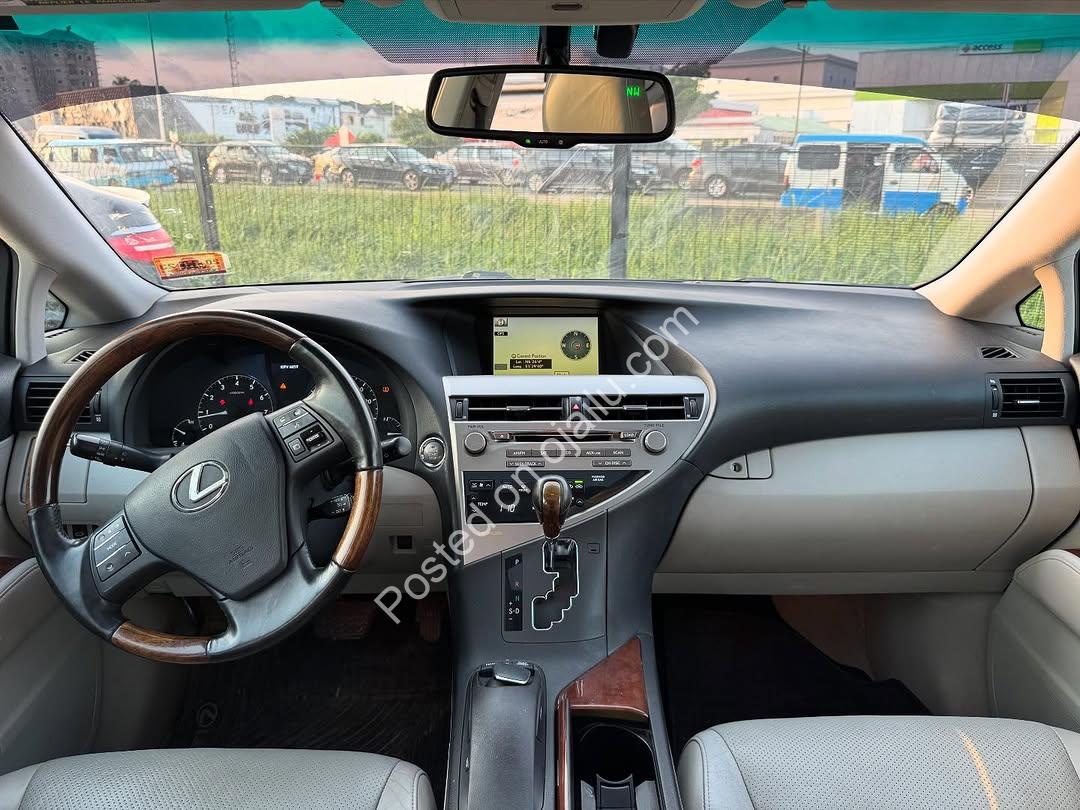 Luxury Lexus RX 350 | Lekki’s Ultimate SUV Deal