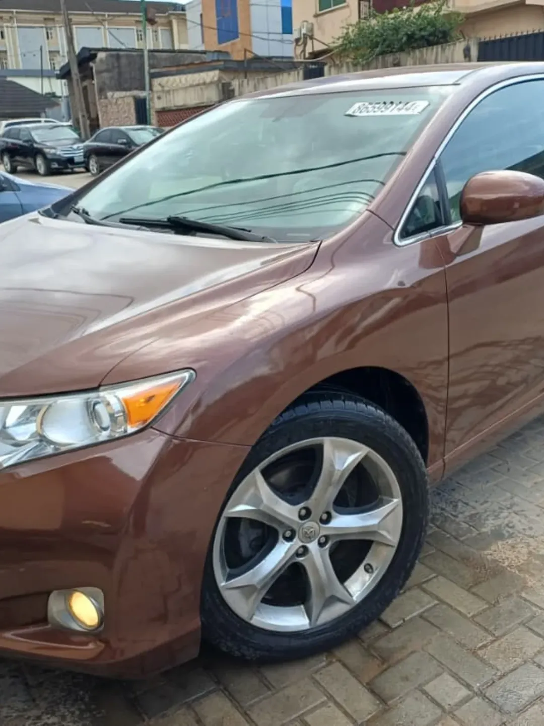 2010 Toyota Venza AWD: Luxury, Space & All-Wheel Confidence