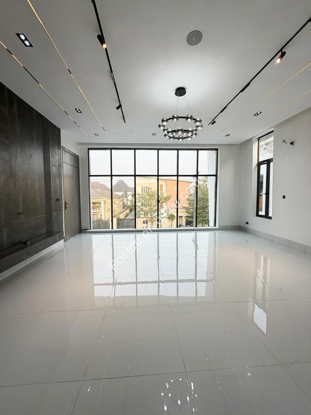 5-Bedroom Haven with Pool in Prime Lekki