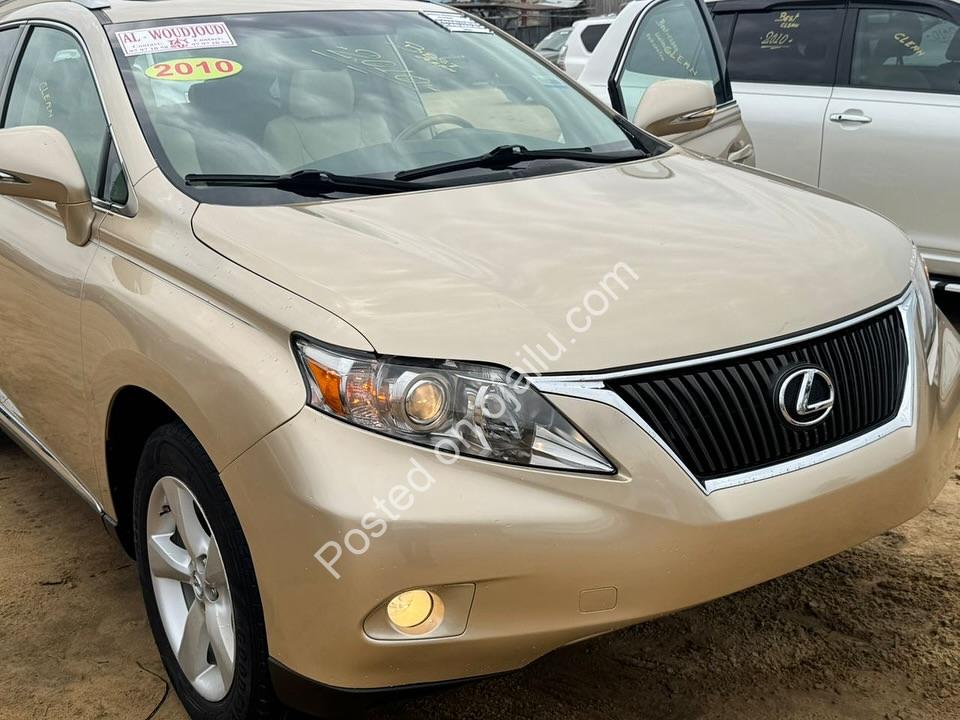 Luxury Lexus RX350: Low Miles, High Vibes!