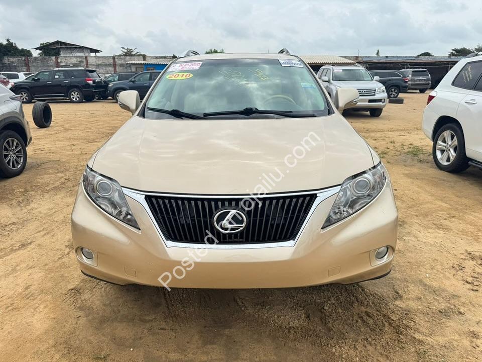 Luxury Lexus RX350: Low Miles, High Vibes!