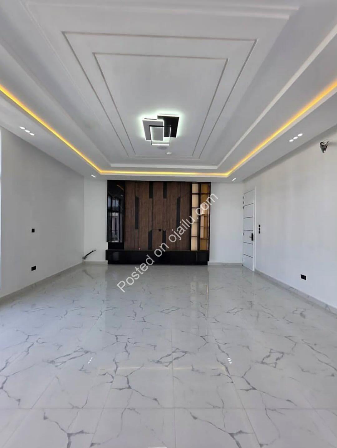 Lekki’s Ultimate 5-Bedroom Smart Estate Oasis