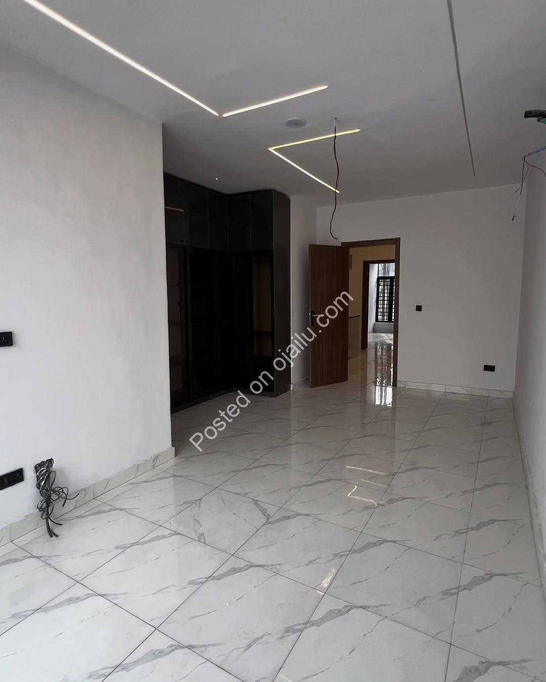 Lekki’s Finest: Ensuite Duplexes with Premium Finishes