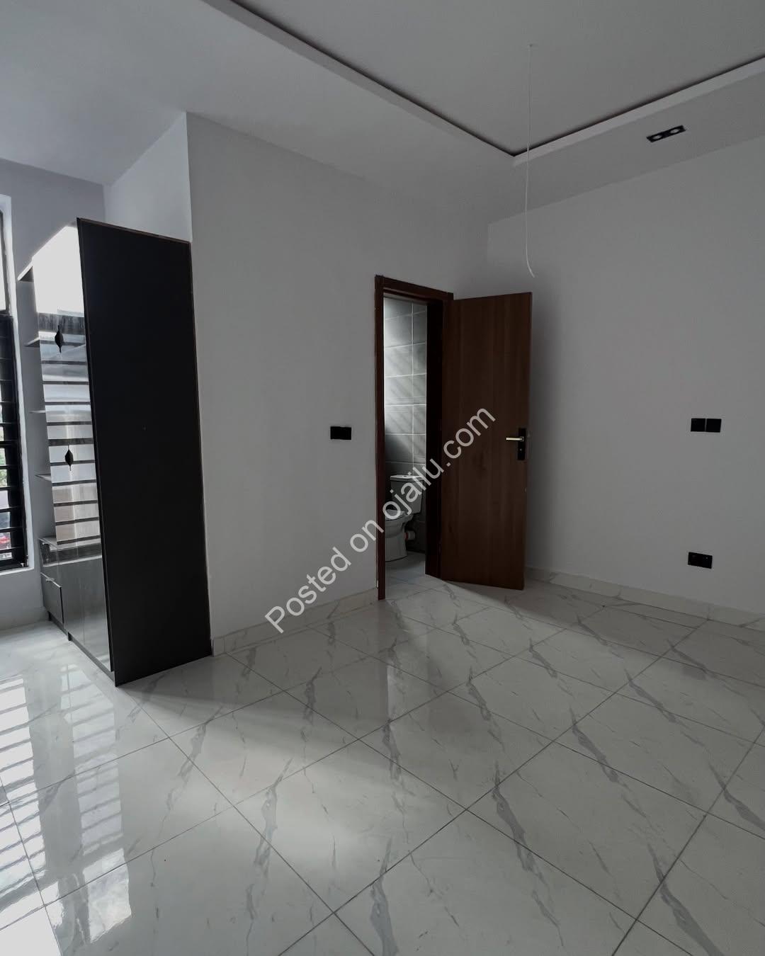 Lekki’s Finest: Ensuite Duplexes with Premium Finishes