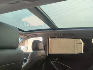 Luxury SUV: 6-Cyl Power & Pano Roof