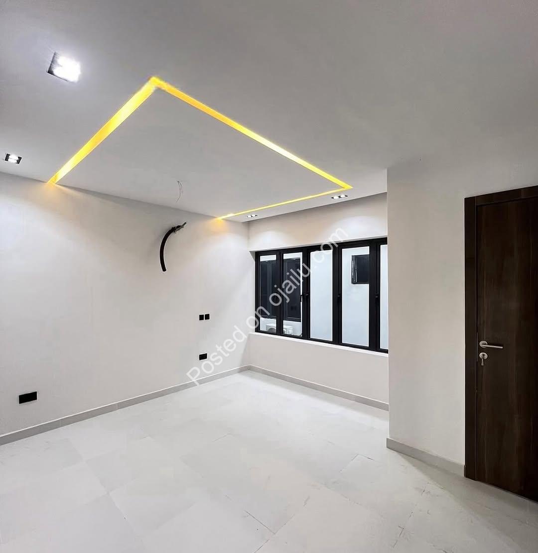 Brand New 4-Bed Terrace Duplex in Lekki Phase 1