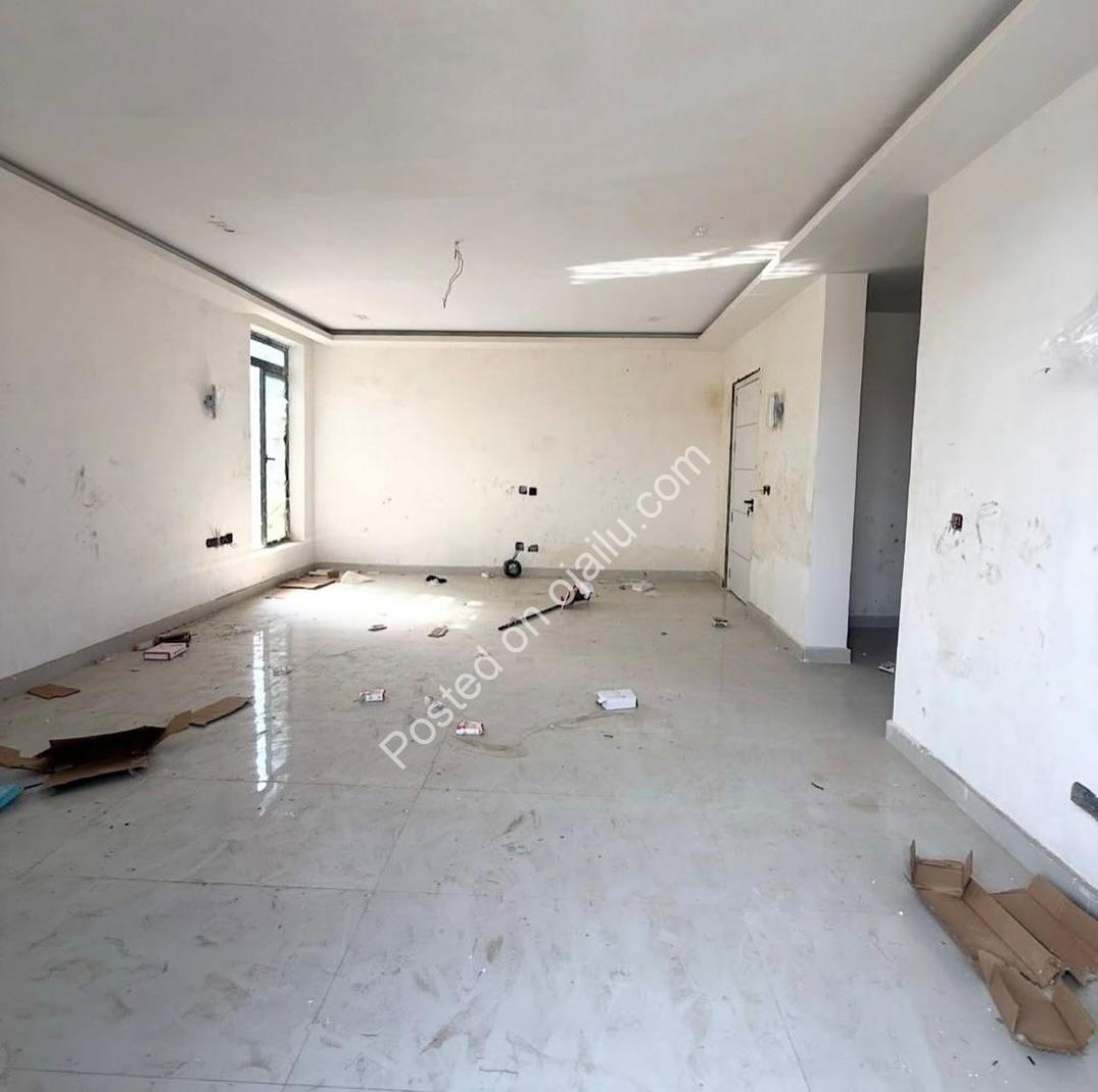 Exclusive 5-Bed Estate with Pool & BQ in Life-Camp