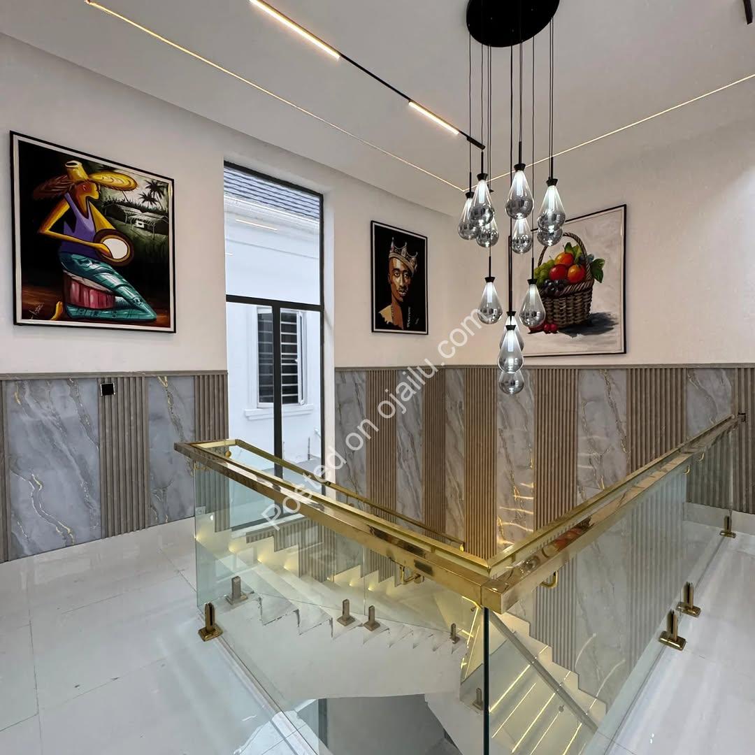 Lekki’s Ultimate 5-Bed Estate with Private Pool