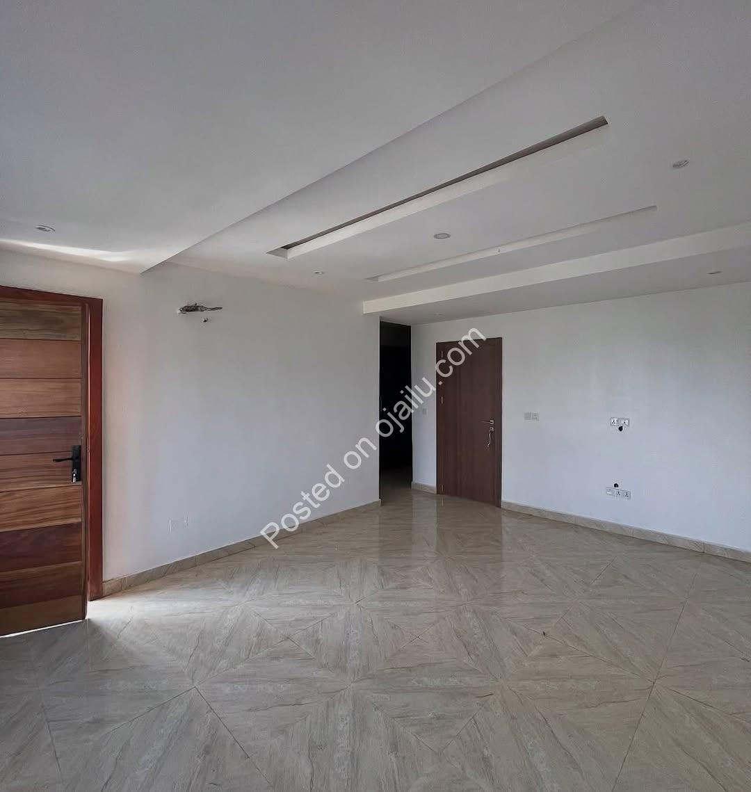 Lekki’s Finest: 4-Bed Terrace Duplex with Pool