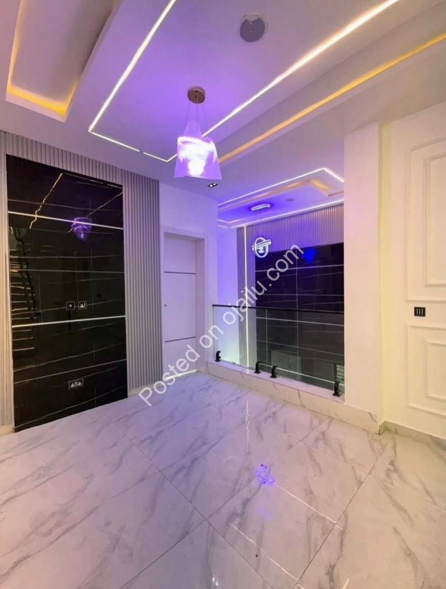 Last 5-Bed Duplex: Pool, Gym & Lekki Luxury
