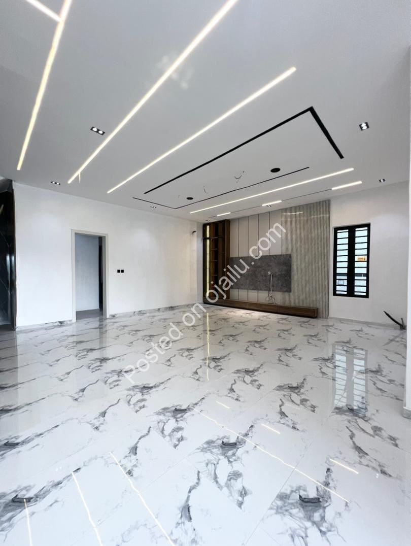 5-Bed Ajah Palace: Pool, BQ & Governor’s Consent