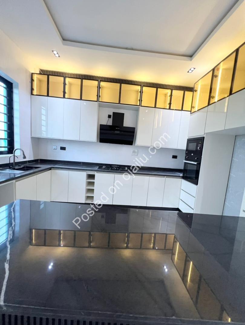 5-Bed Ajah Palace: Pool, BQ & Governor’s Consent