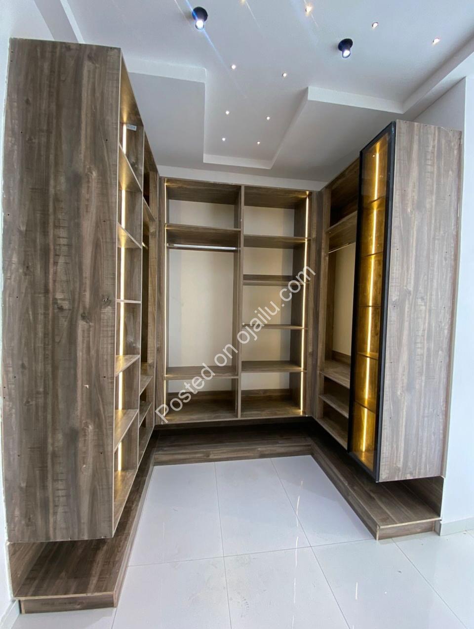 Exquisite 5-Bed Duplex in Prime Lekki | Brand New & Flood-Free