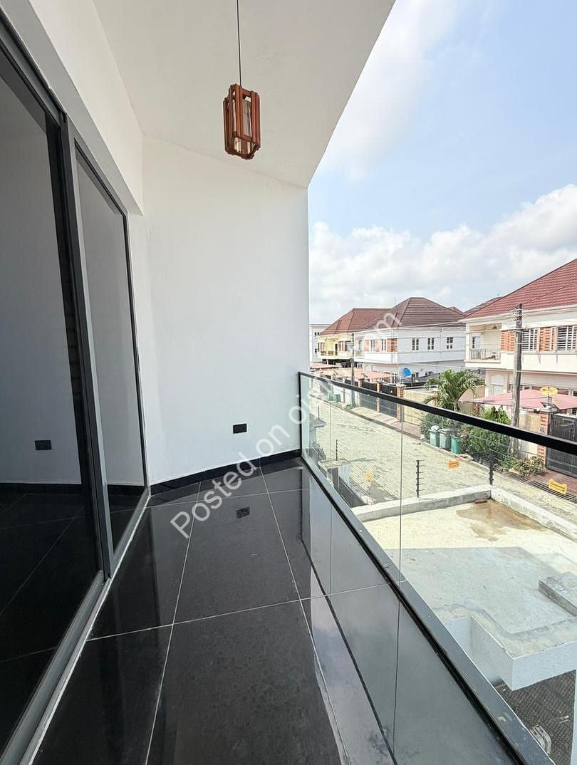 Stunning 5-Bedroom Haven in Prime Ikota