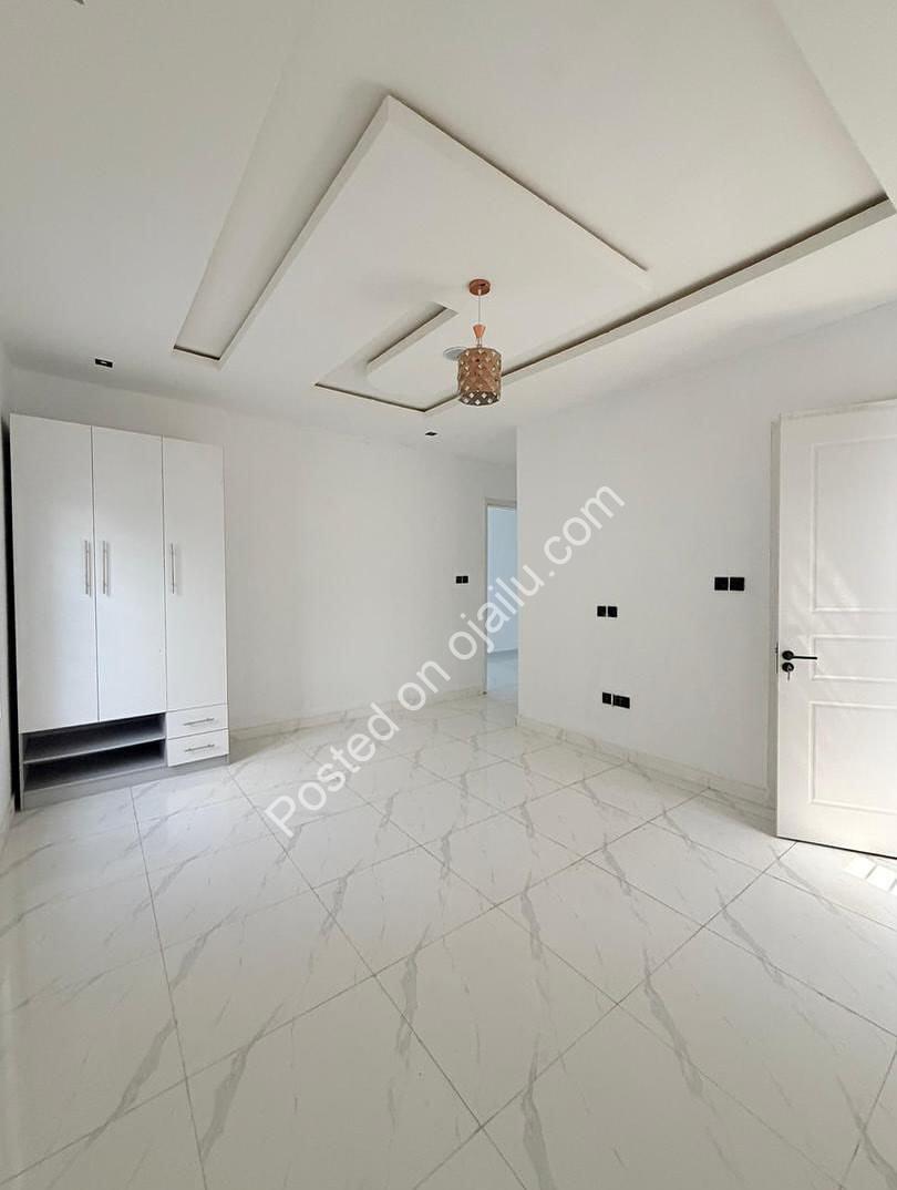 Stunning 5-Bedroom Haven in Prime Ikota