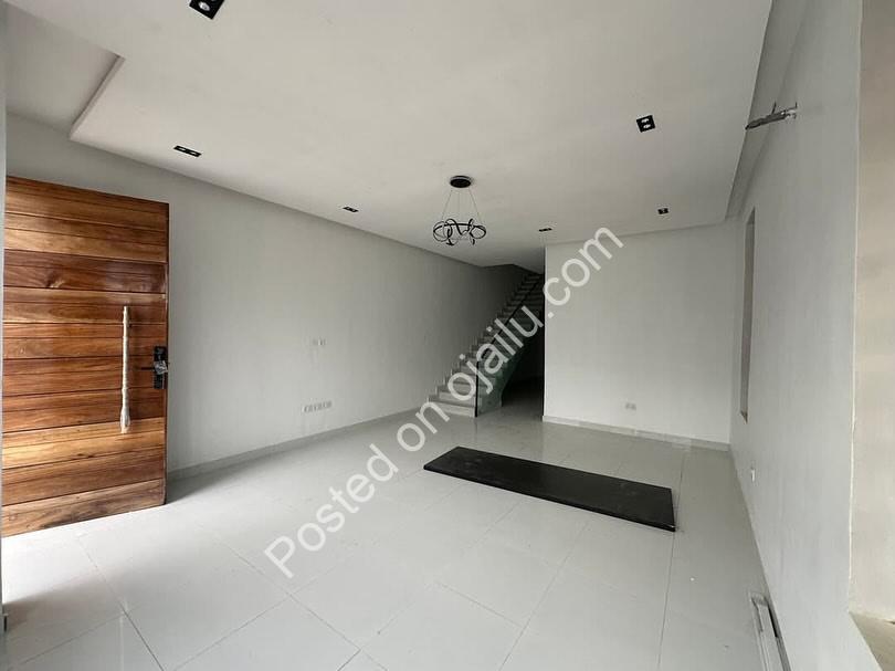 Lagos Luxury: New 4-Bedroom in Gated Ikota GRA