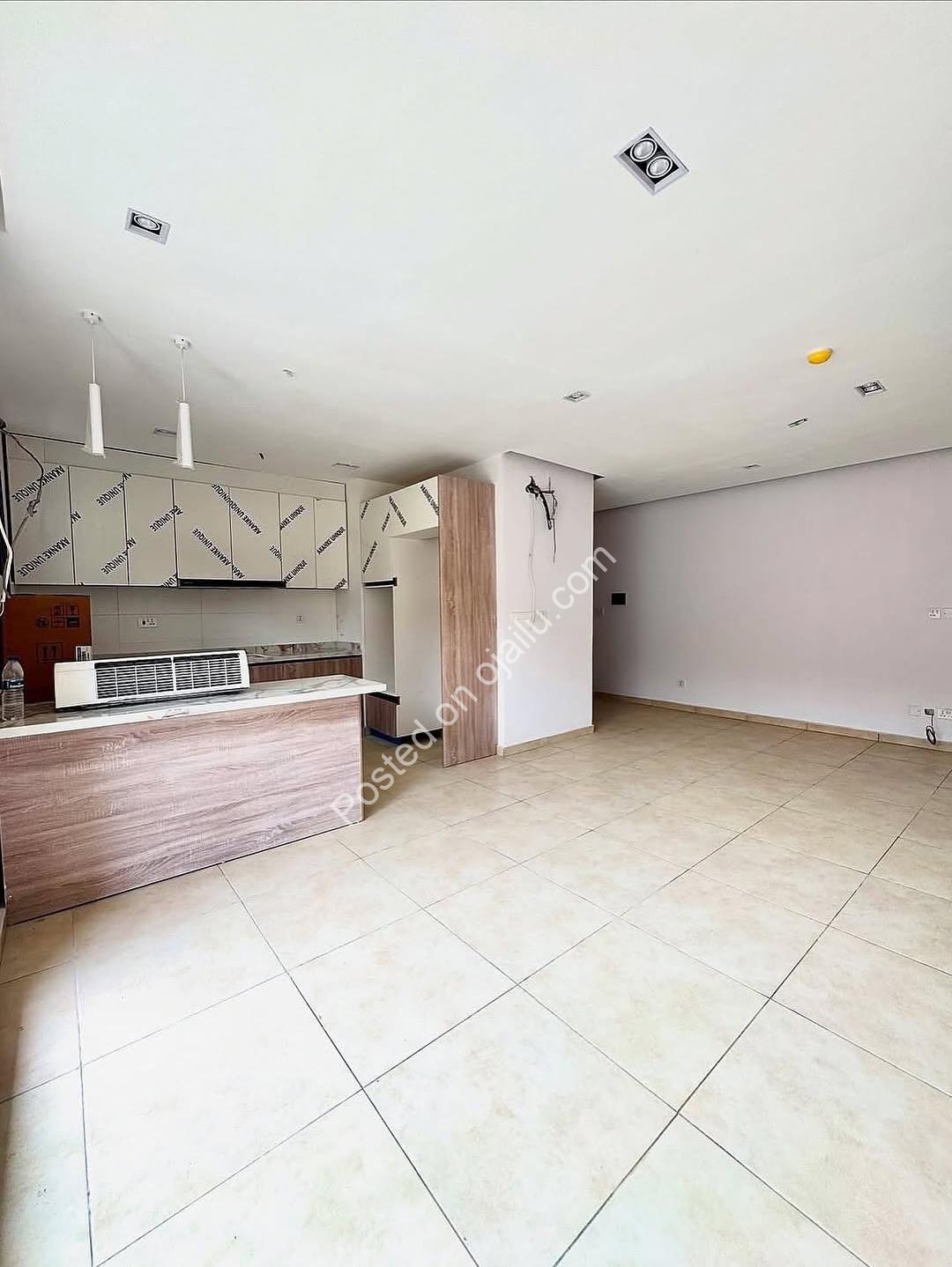 Lekki’s Ologolo Oasis: 2BR with Pool & 24/7 Power