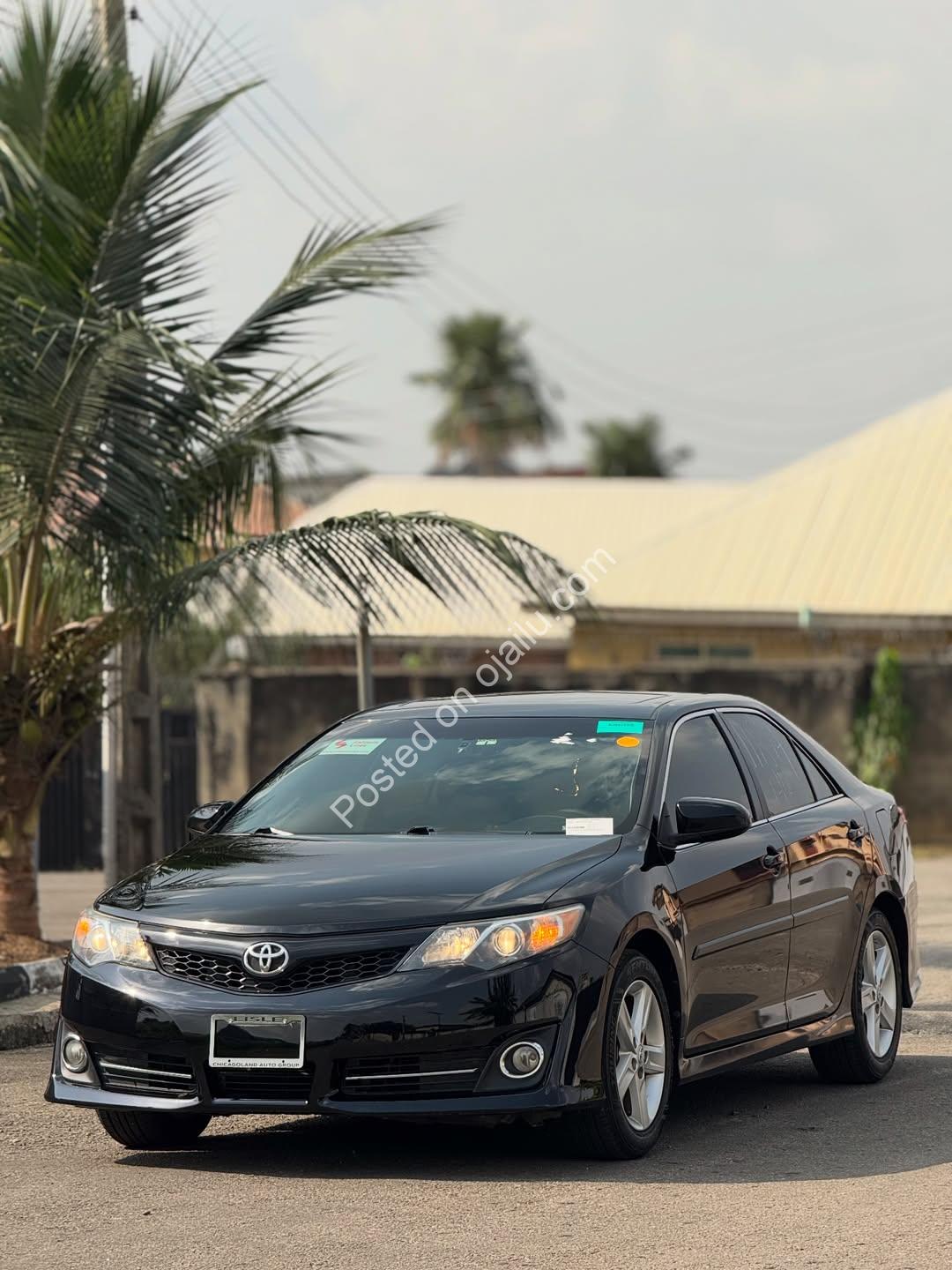 Unleash Power & Style: 2013 Camry SE