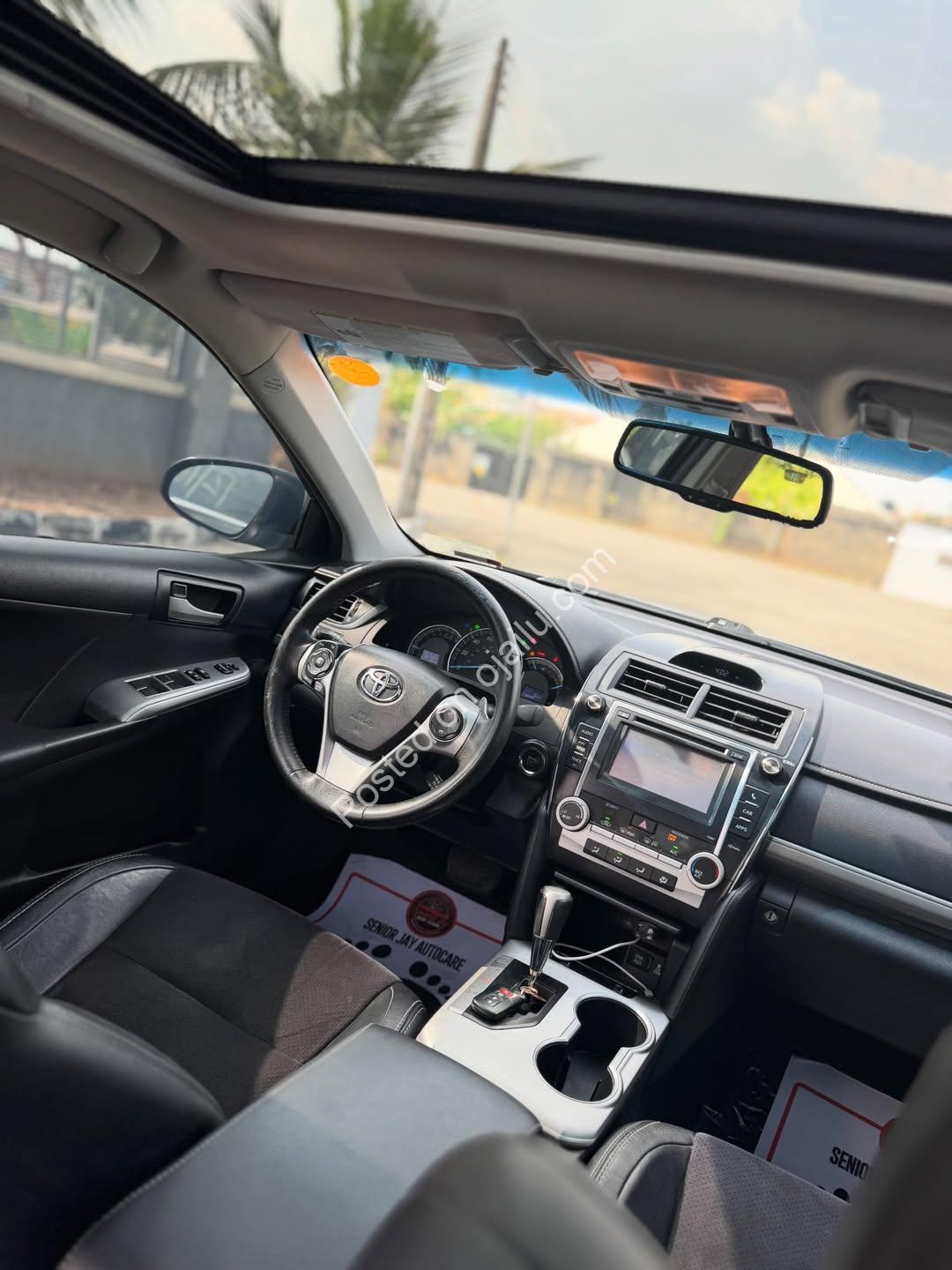 Unleash Power & Style: 2013 Camry SE