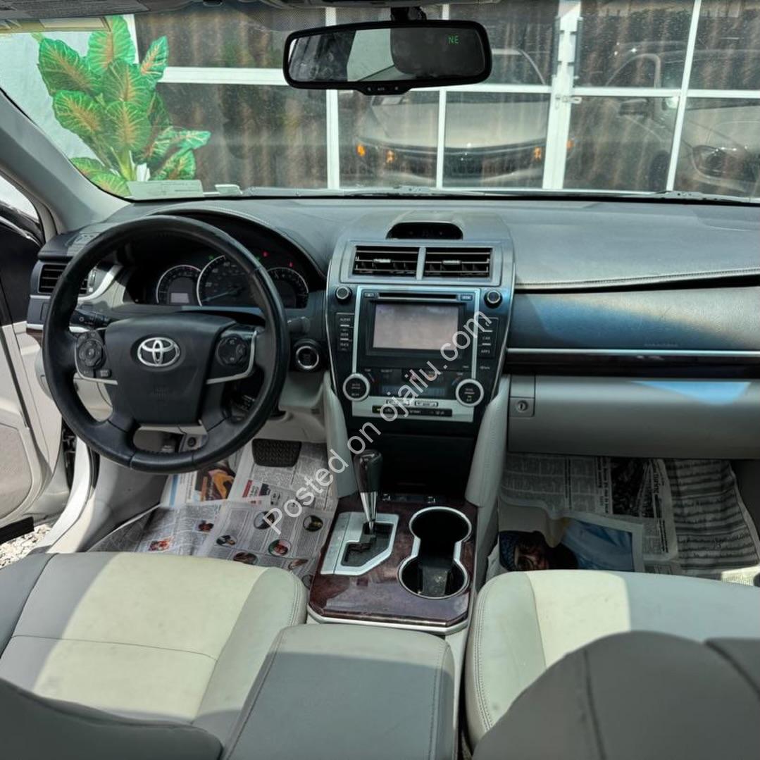 Luxury Ride, Unbeatable Price: 2013 Camry XLE