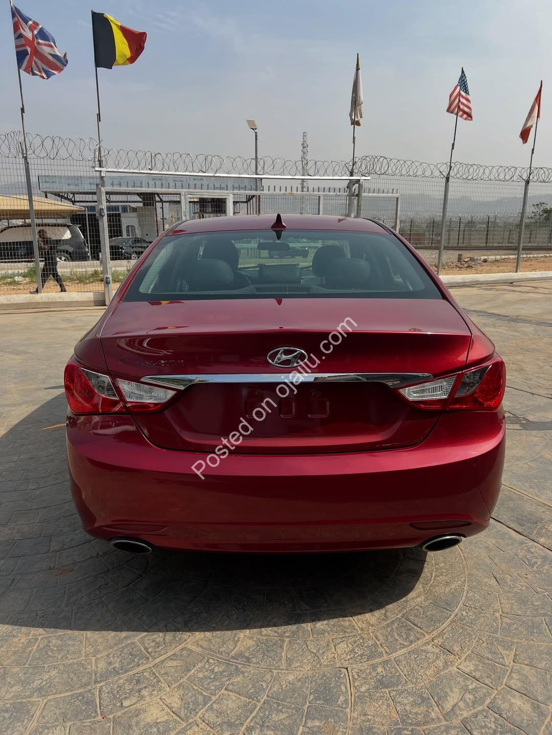 2013 Hyundai Sonata: Open Roof Luxury for N11M