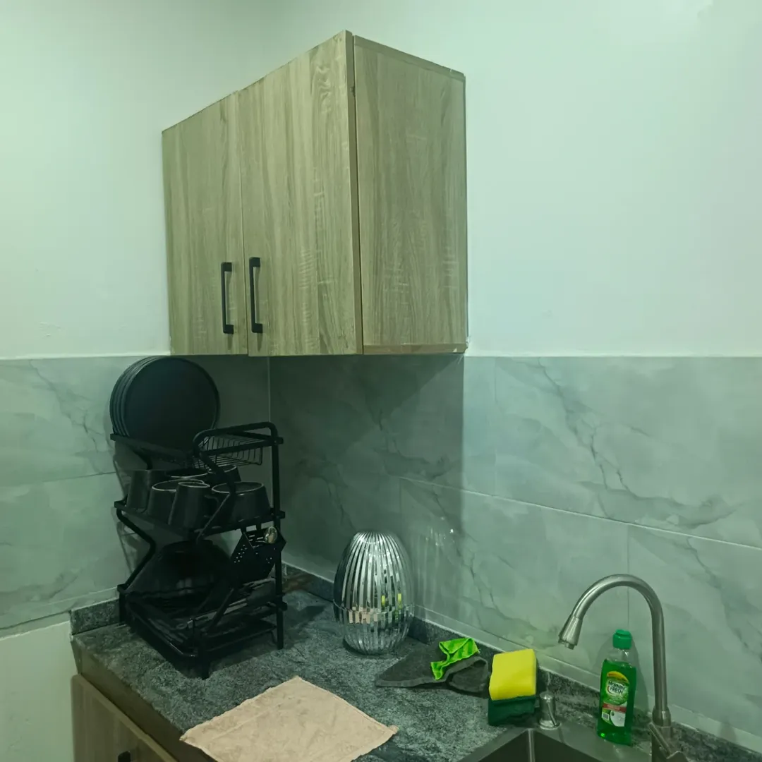 Mabushi Gem: Modern 2-Bed with Pool, Gym & Airbnb Potential