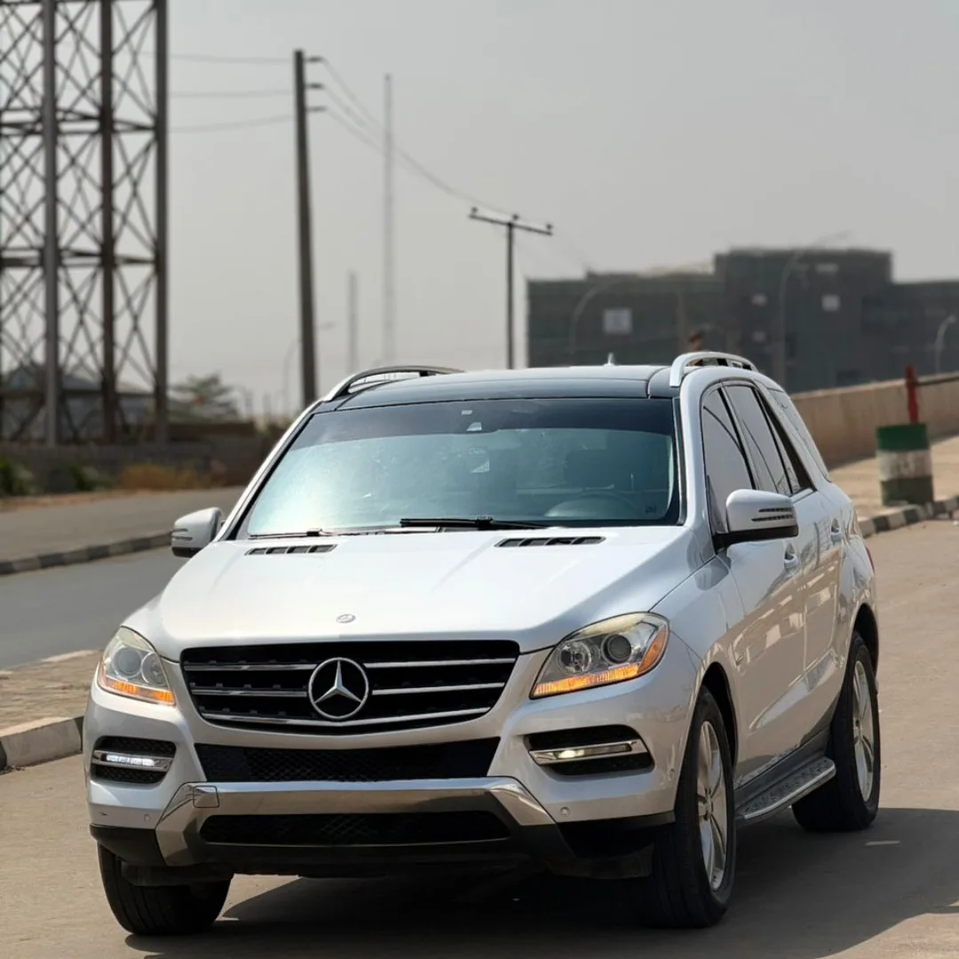 2012 Mercedes ML350: Perfect Condition, Ready Now