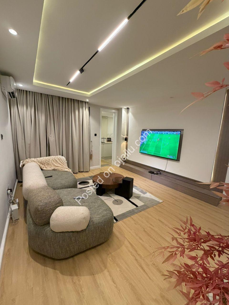 Lekki’s Ultimate 1-Bed with PS5 & Resort Amenities