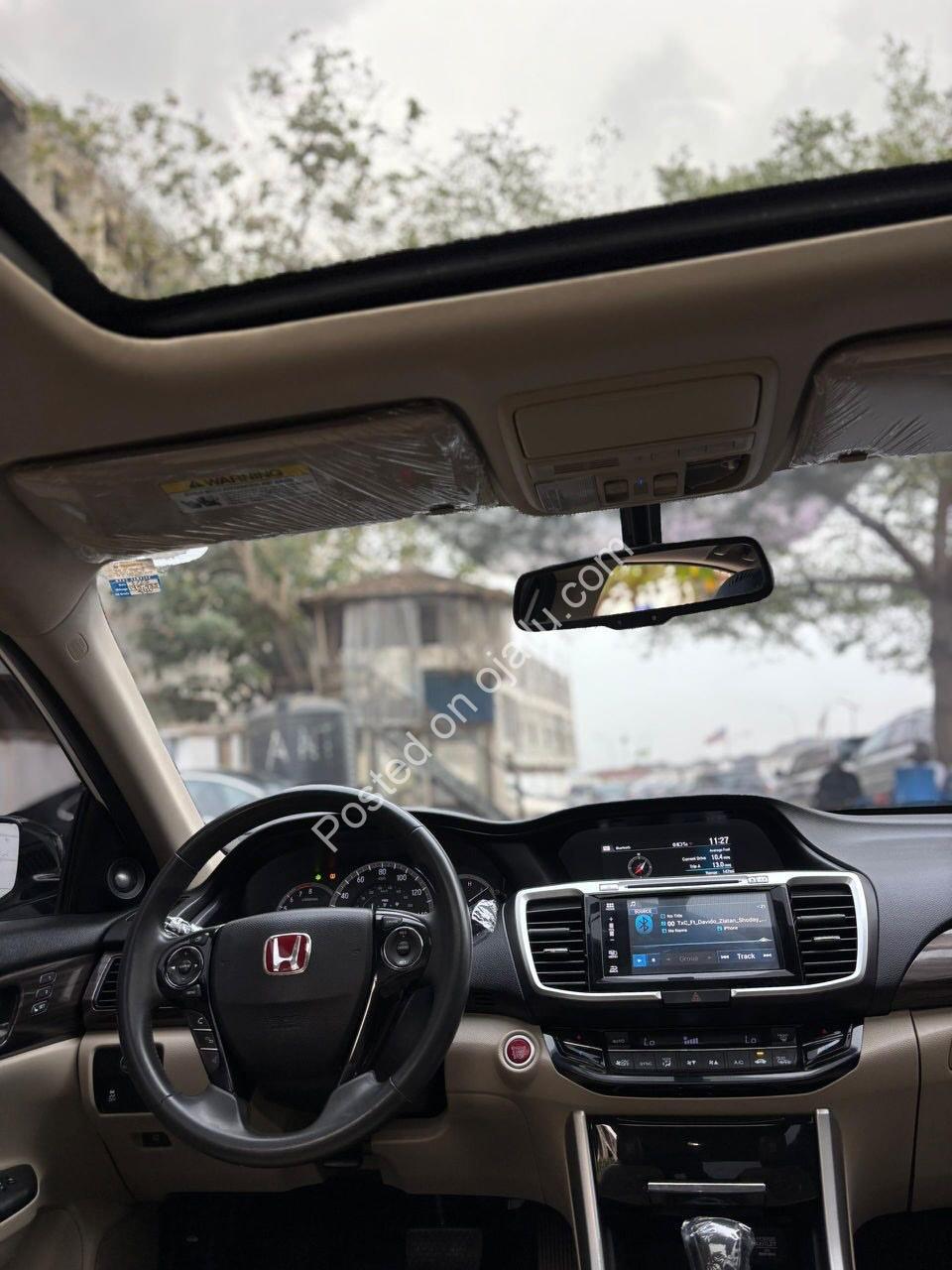 Luxury Meets Value: 2016 Honda Accord V6