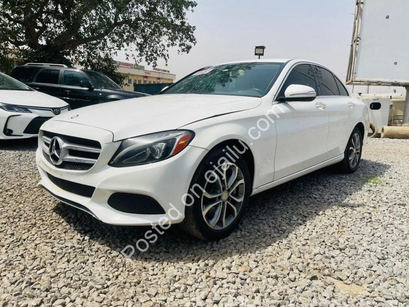 Luxury Daily Driver: 2015 Mercedes C300