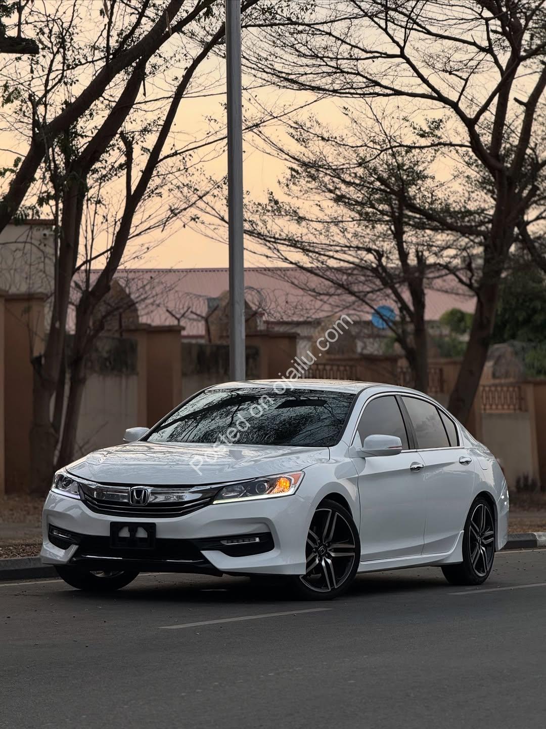 2016 Honda Accord: Luxury Meets Value at N18.5M