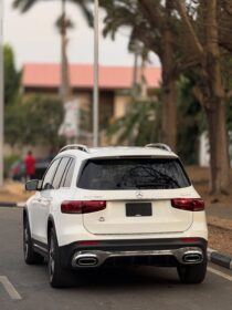 2021 Mercedes GLB250: Luxury SUV