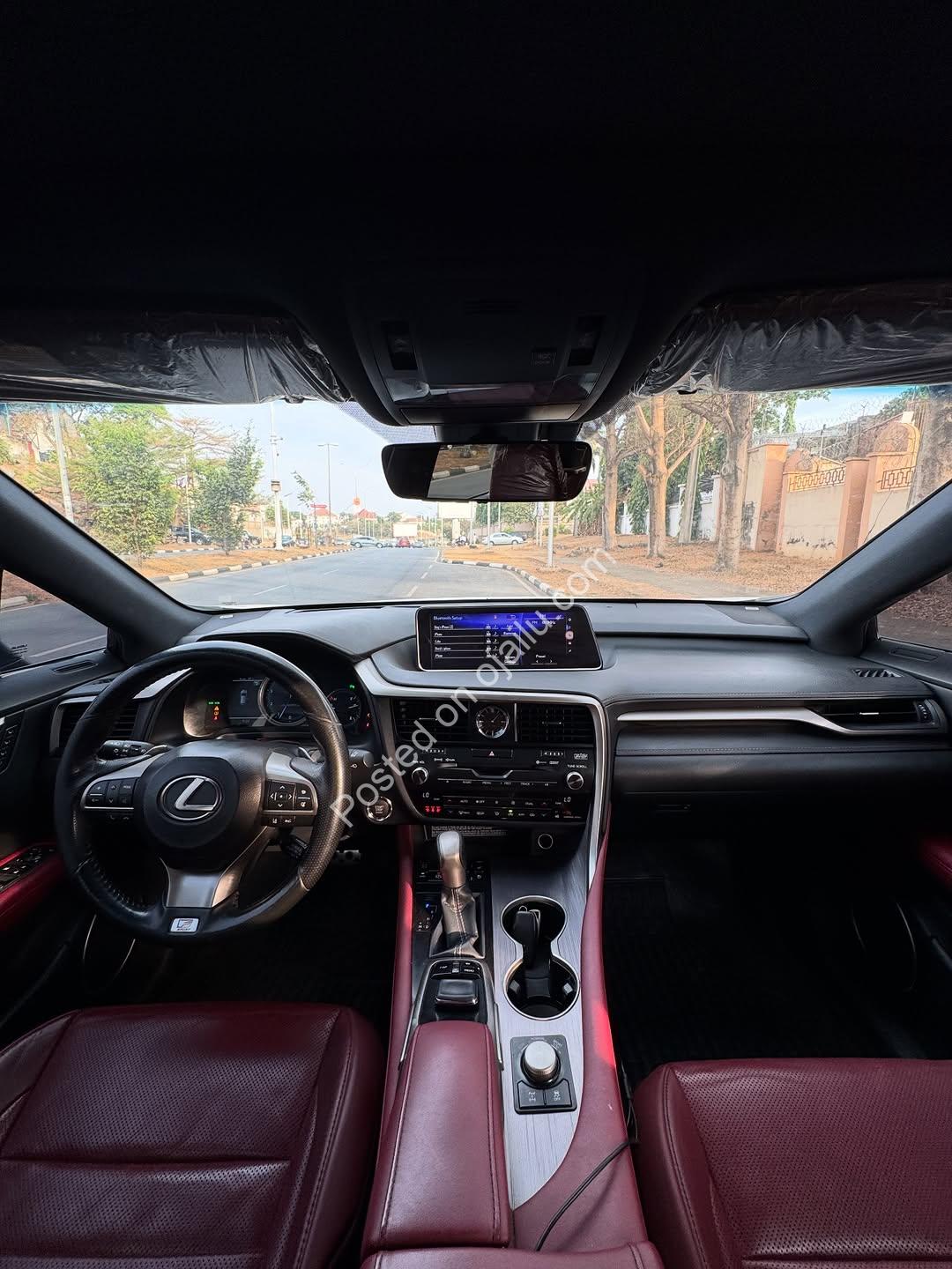 Luxury SUV Deal: 2021 RX350, N44M