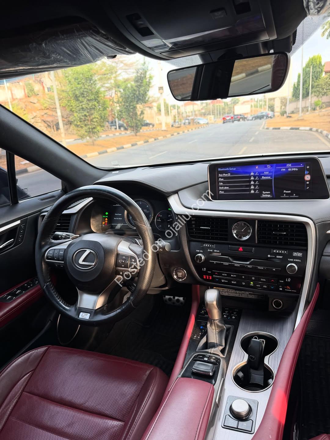 Luxury SUV Deal: 2021 RX350, N44M