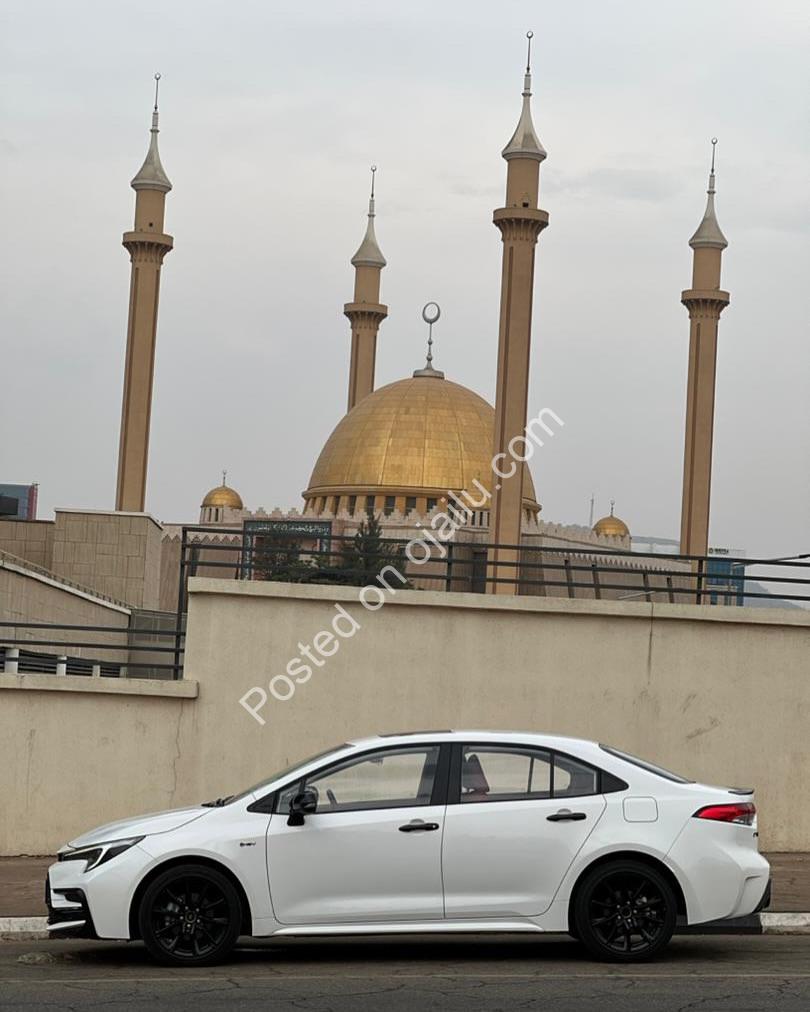 2025 Toyota Corolla HEV: Brand New Hybrid, Just 1k Miles