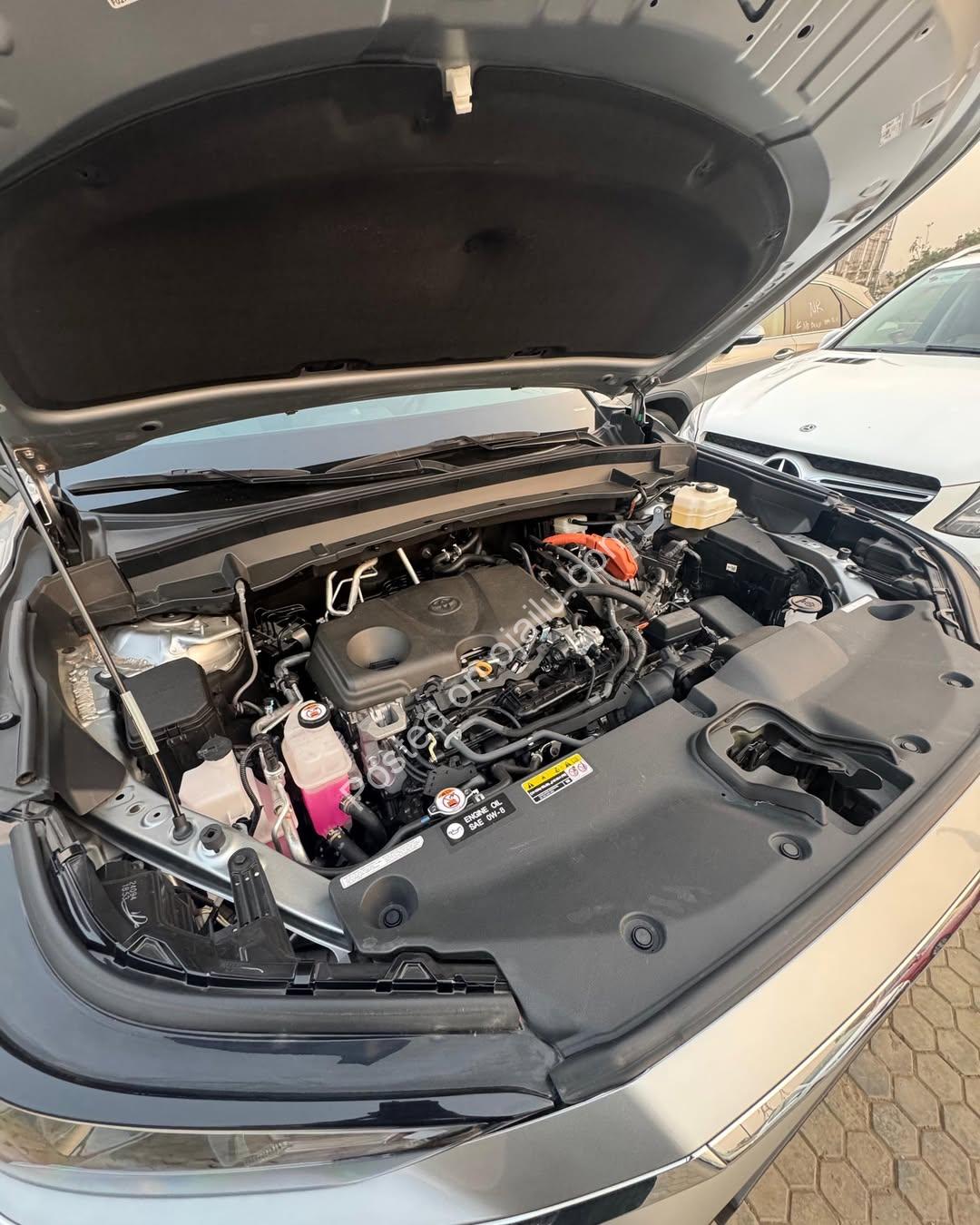 2024 Toyota Grand Highlander HEV: Luxury & Power