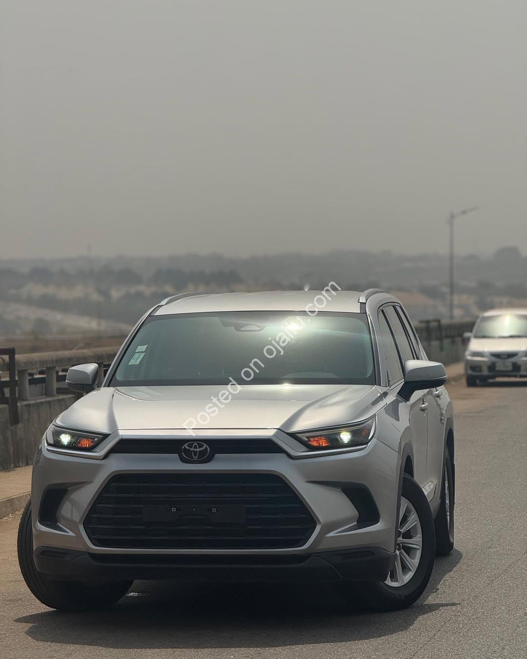 2024 Toyota Grand Highlander HEV: Luxury & Power