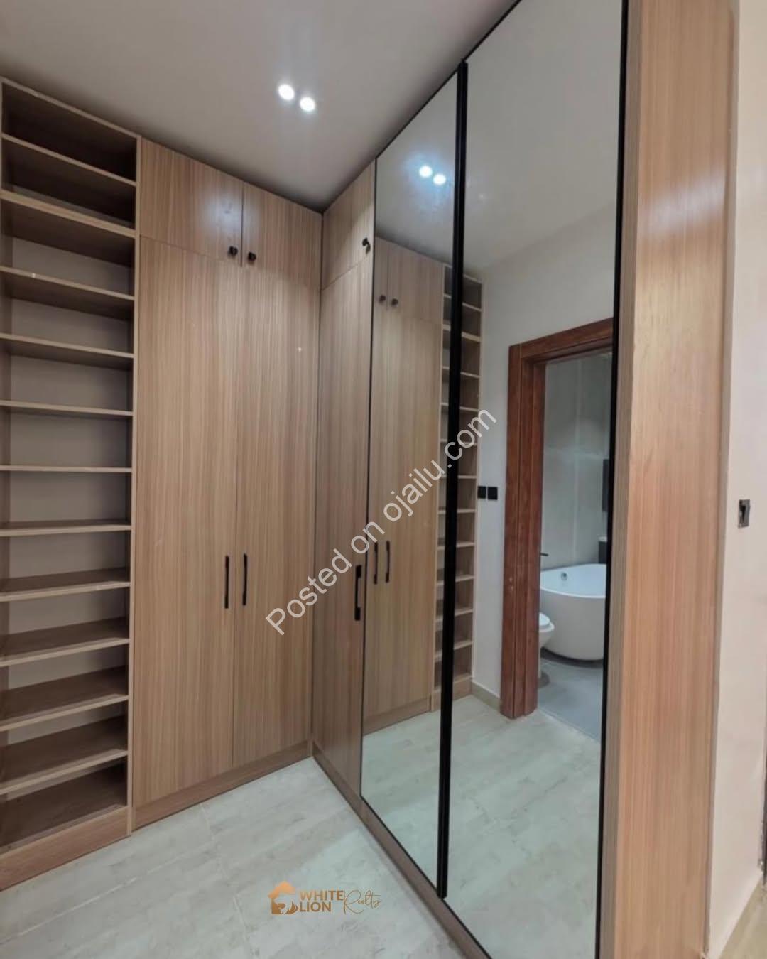 Lekki’s Ultimate 5-Bedroom Haven with BQ & Resort-Style Living