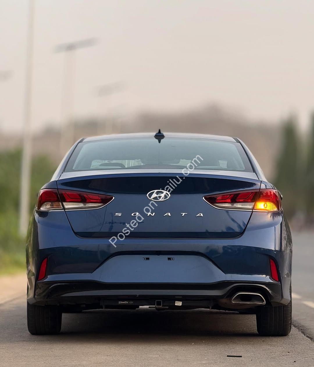 2017 Hyundai Sonata: Luxury Sedan, Smart Price