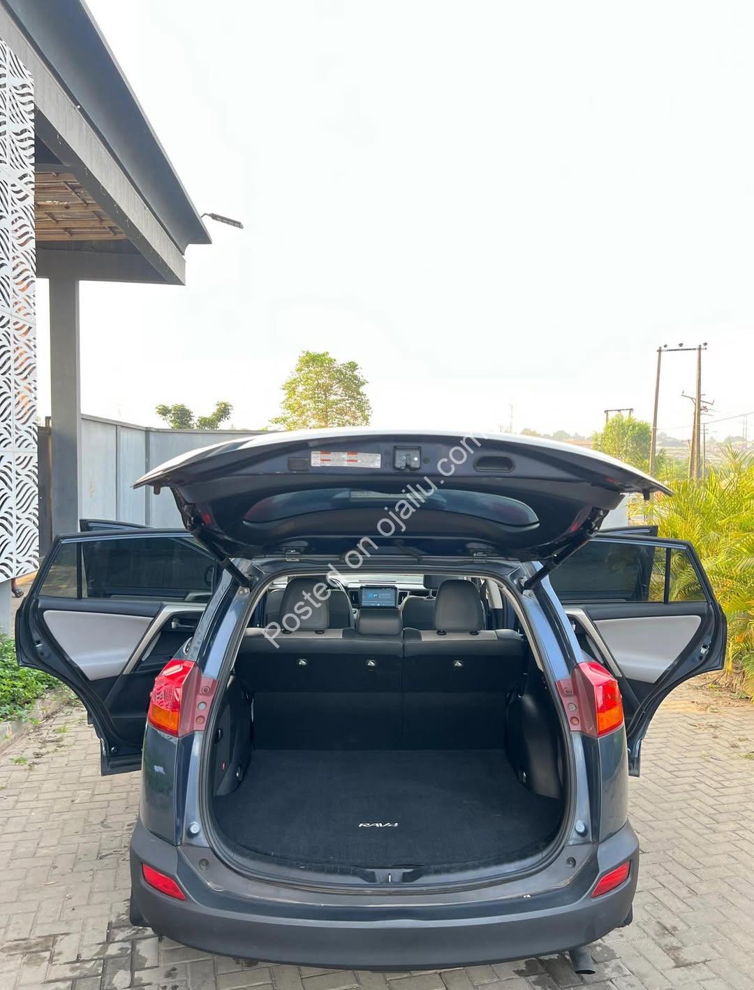 Luxury RAV4: Low Miles, Sunroof, Leather