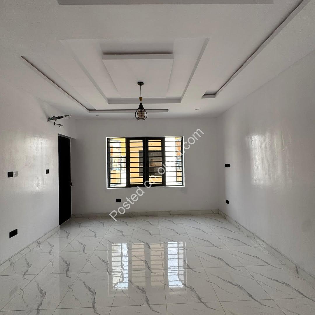 Sleek 4-Bed Terrace Duplex in Sangotedo | N125M