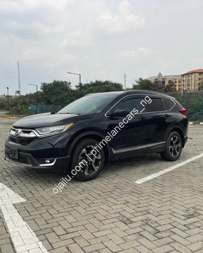 2018 Honda CR-V: Spacious, Efficient & Immaculate