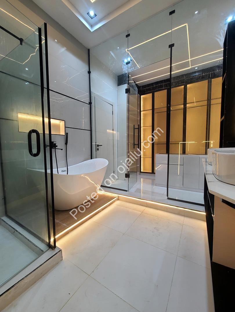 Luxury 5-Bedroom Estate with Private Pool in Ikota GRA
