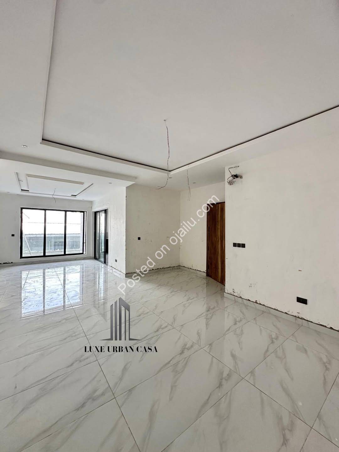 Exclusive Victoria Island Haven: 2-Bed Gem with Pool & Gym