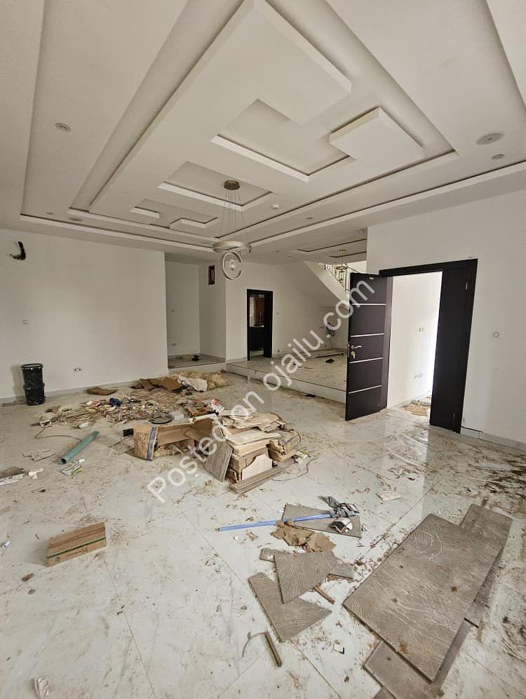 Grand 6-Bedroom Duplex with BQ in Secure Ojodu Estate