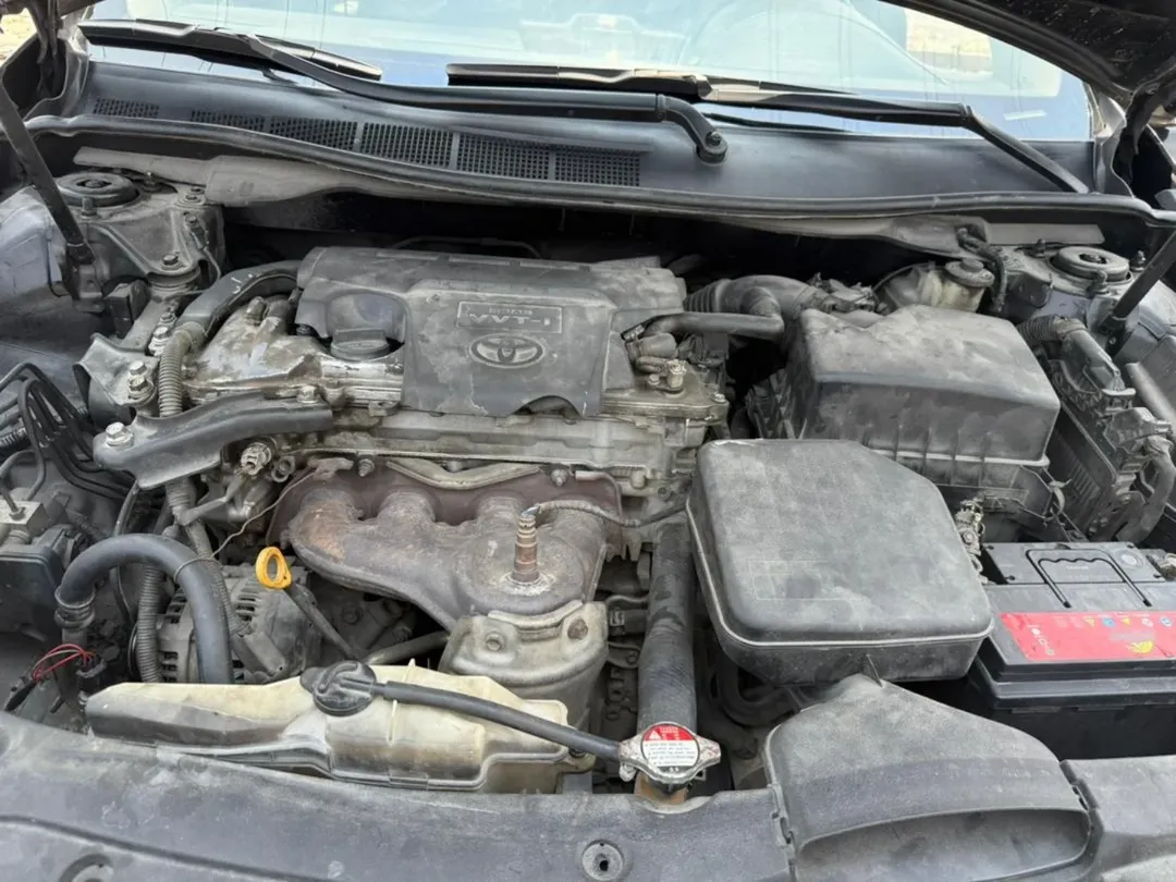 2012 Camry SE: Flawless Engine & AC, Just 9.7M