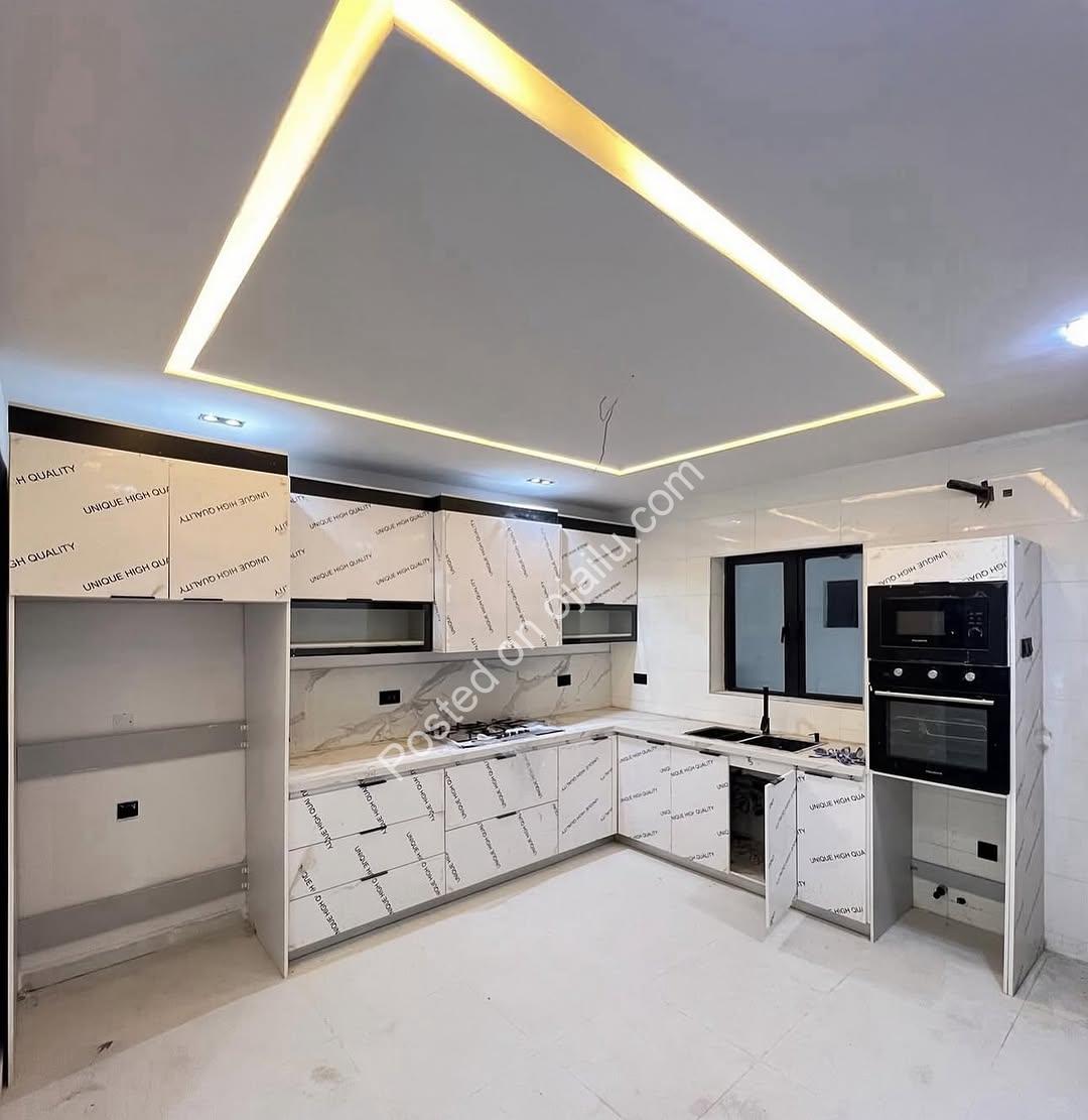 Brand New 4-Bed Terrace Duplex in Lekki Phase 1