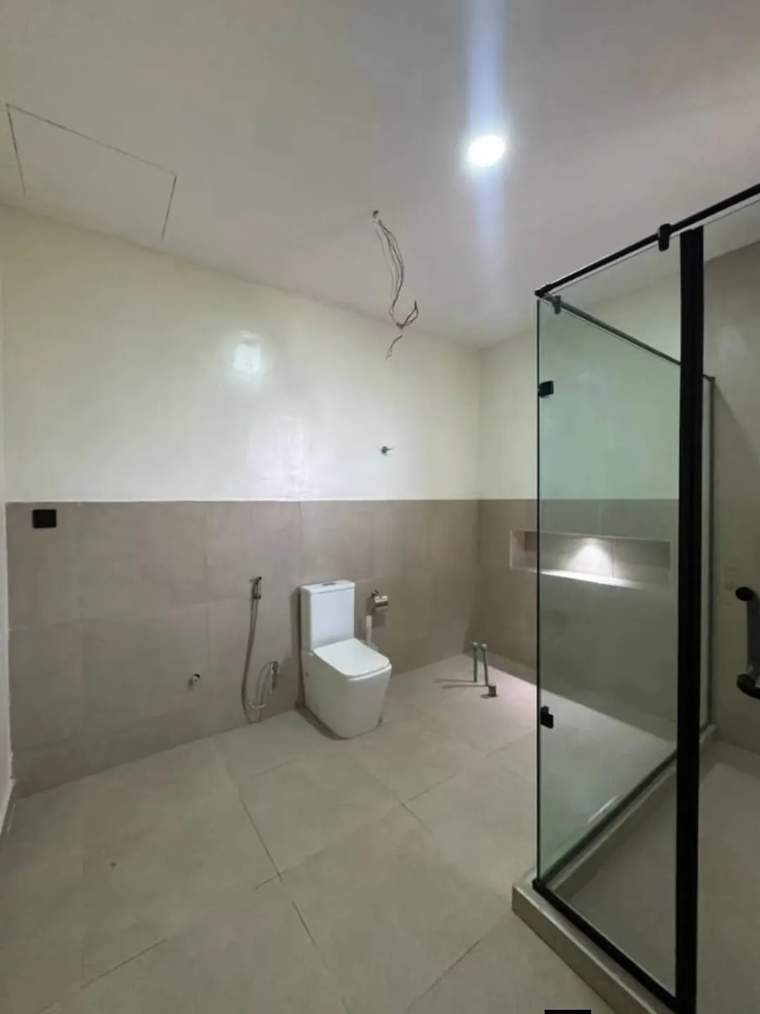 Spacious 4-Bed Duplex with Pool & BQ in Lekki